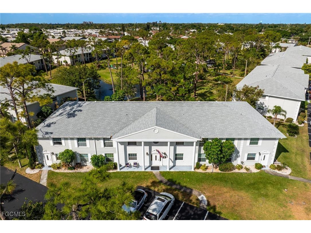 7086 Nantucket Circle #6 North Fort Myers FL 33917 2025024923 image1