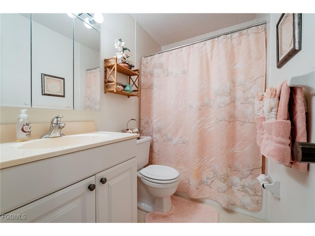 7086 Nantucket Circle #6 North Fort Myers FL 33917 2025024923 image18