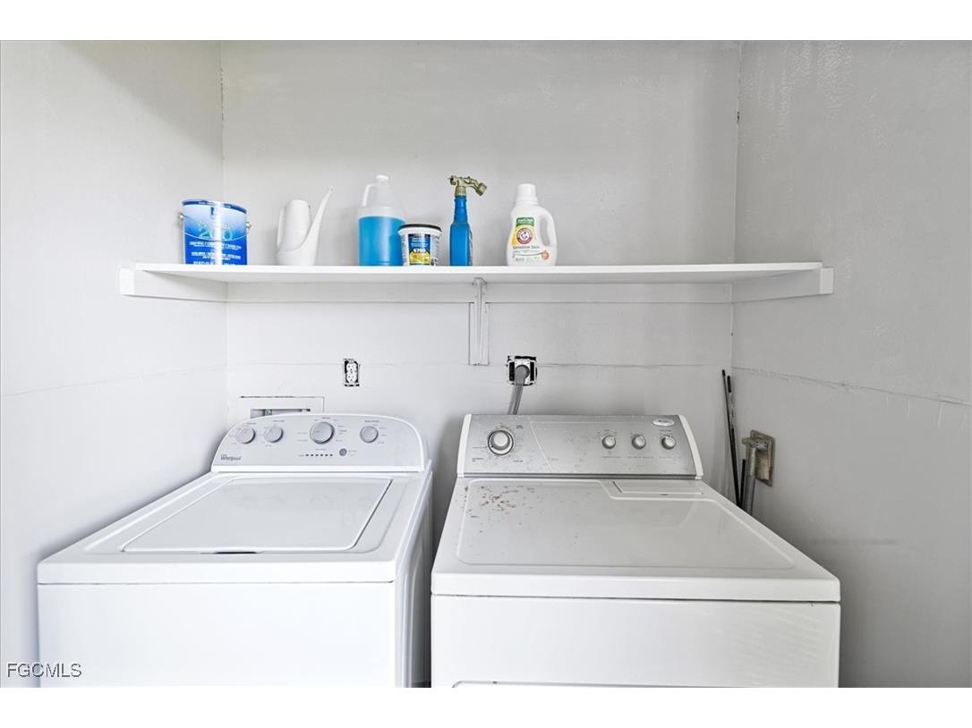 7086 Nantucket Circle #6 North Fort Myers FL 33917 2025024923 image25