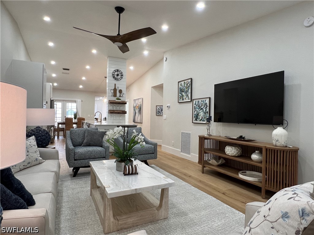 7087 Barrington Circle #201 Naples FL 34108 226017745 image48