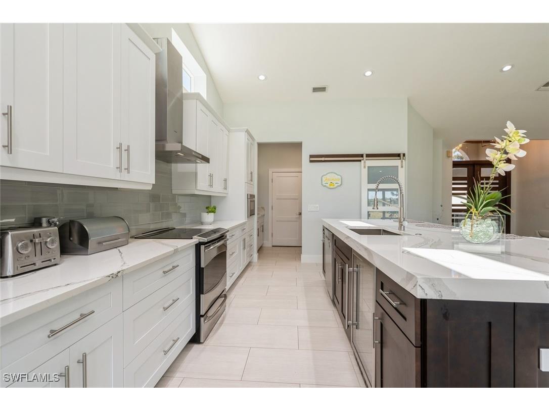 7087 Lone Oak Boulevard Naples FL 34109 226000938 image12