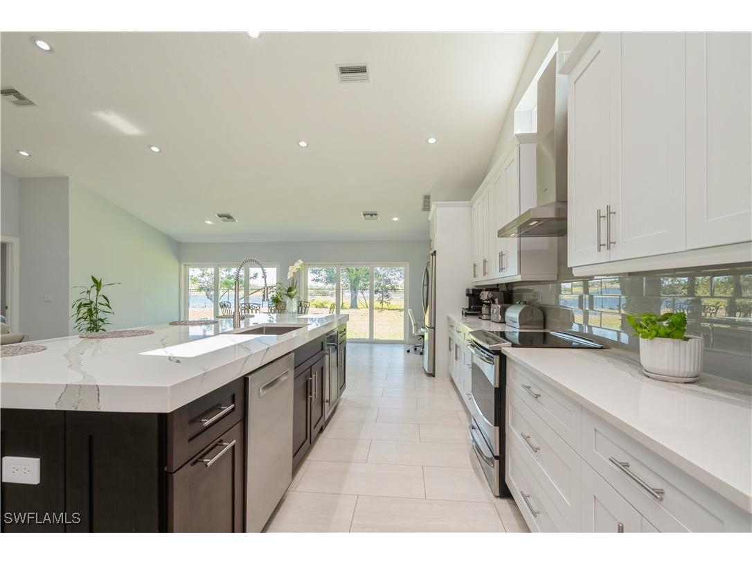 7087 Lone Oak Boulevard Naples FL 34109 226000938 image13