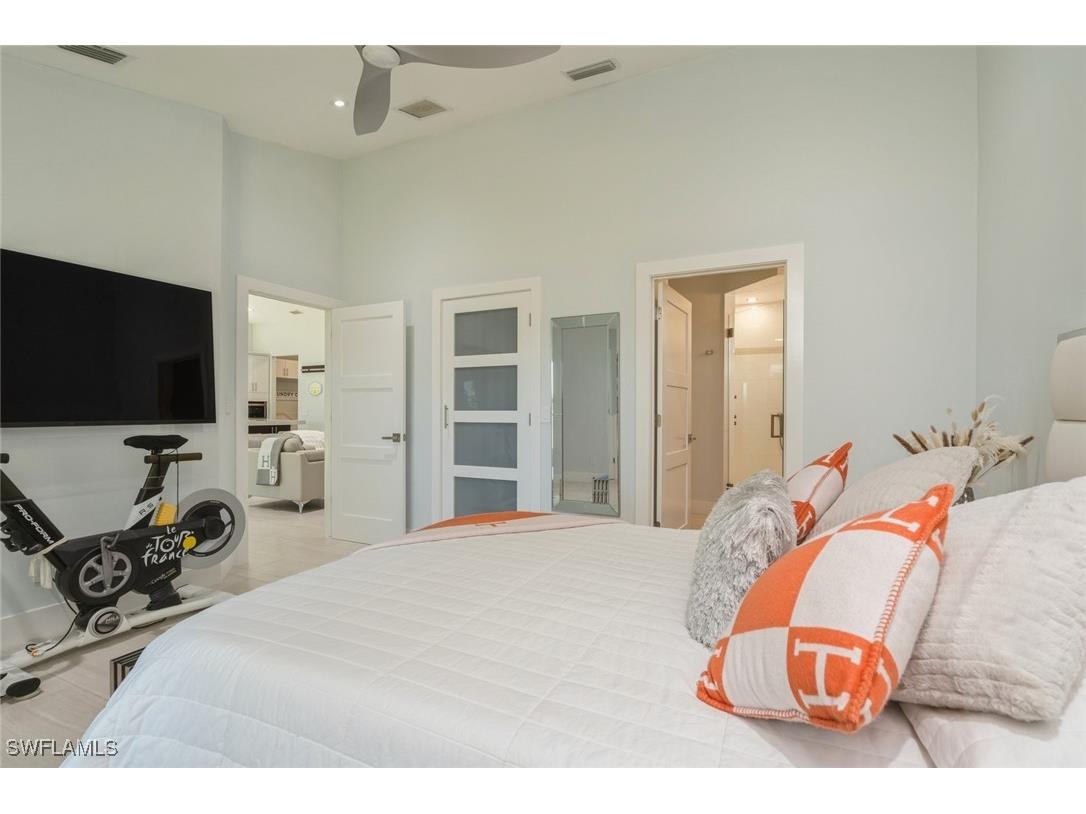 7087 Lone Oak Boulevard Naples FL 34109 226000938 image17