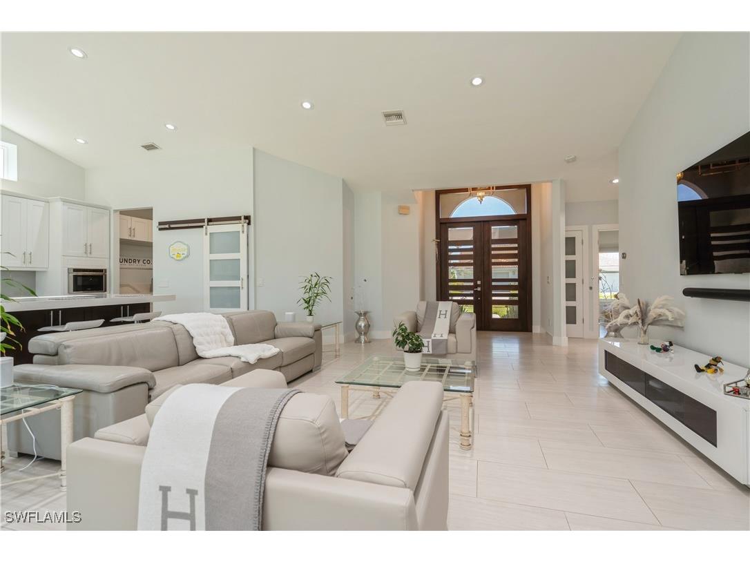 7087 Lone Oak Boulevard Naples FL 34109 226000938 image4