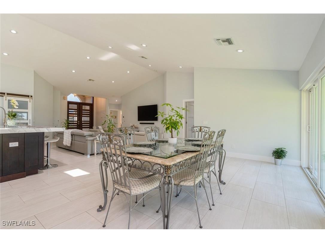 7087 Lone Oak Boulevard Naples FL 34109 226000938 image8