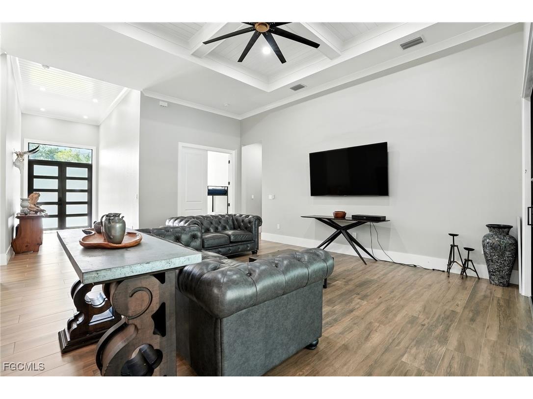 709 15th Street SW Naples FL 34117 2025005820 image10