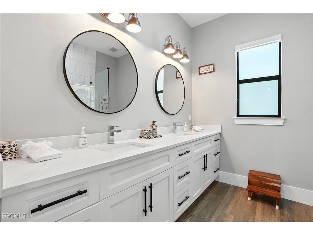 709 15th Street SW Naples FL 34117 2025005820 image39