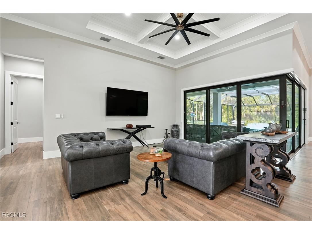 709 15th Street SW Naples FL 34117 2025005820 image7