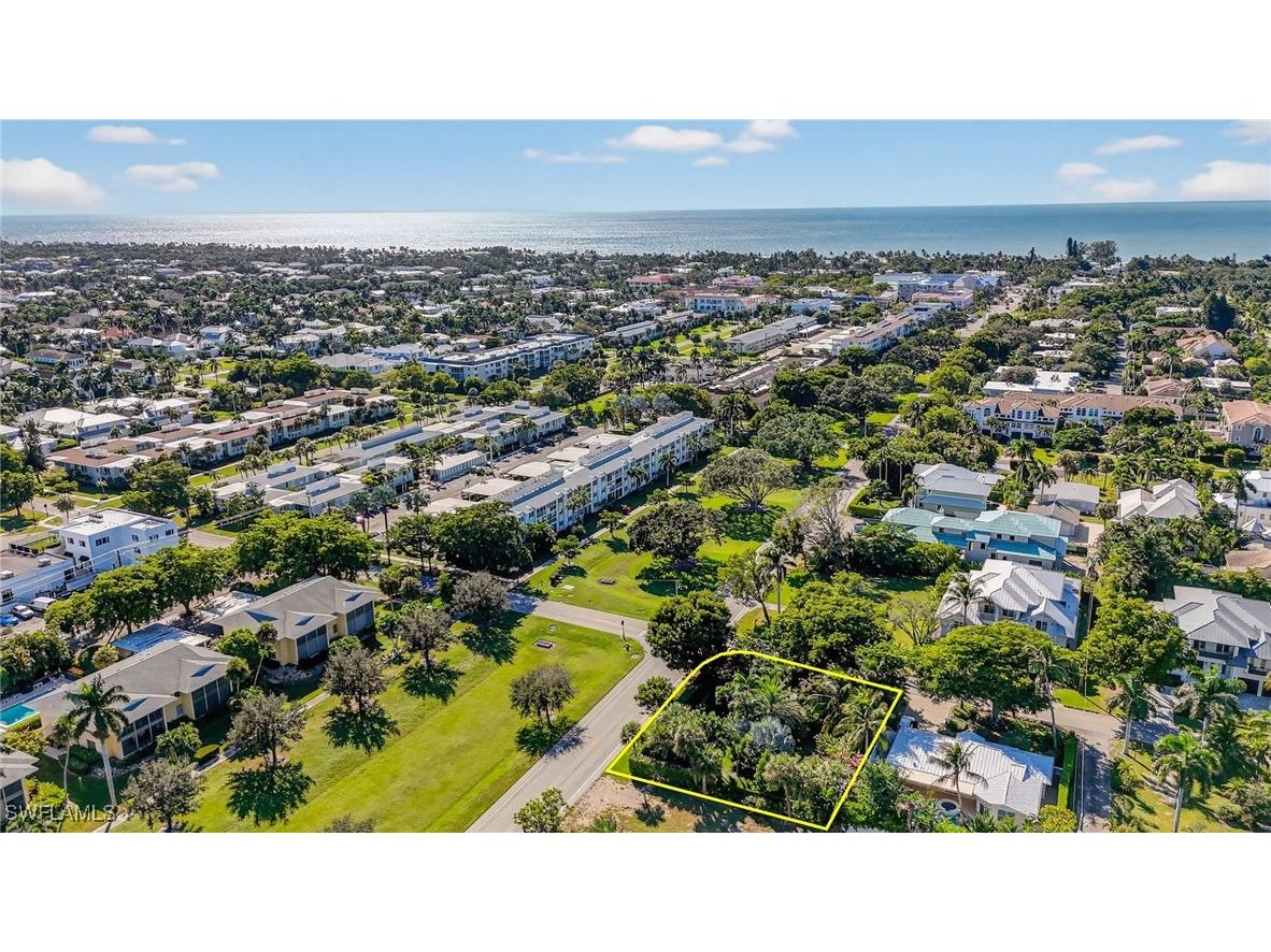 709 Broad Ave S Naples FL 34102 225077852 image21