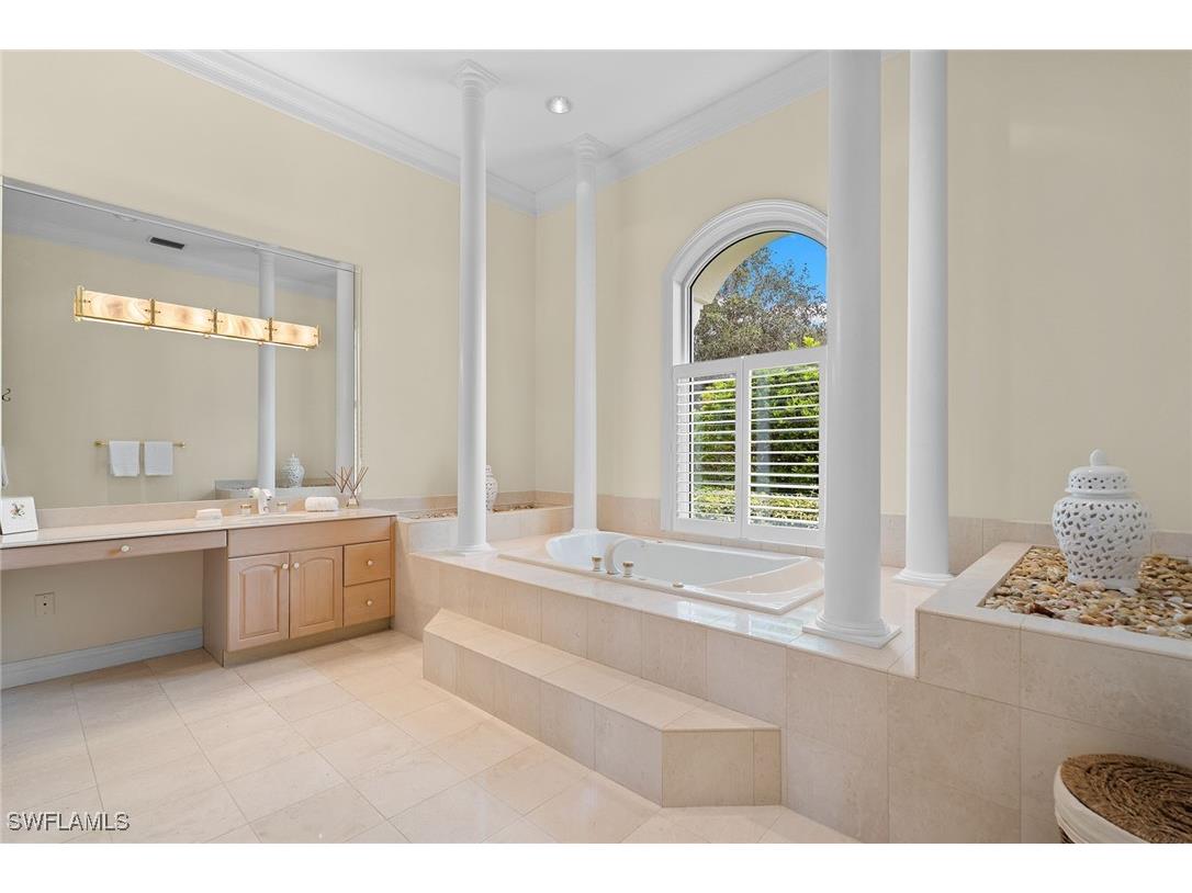 709 Jamestown Lane Naples FL 34108 225074895 image29