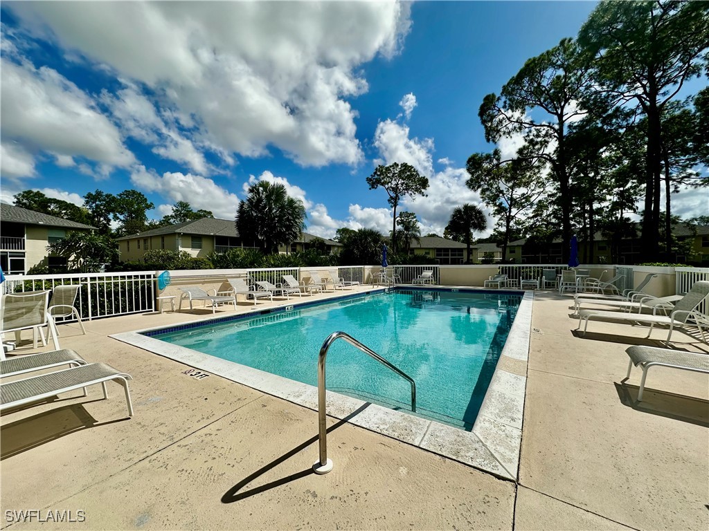 709 Landover Circle #202 Naples FL 34104 225076001 image25