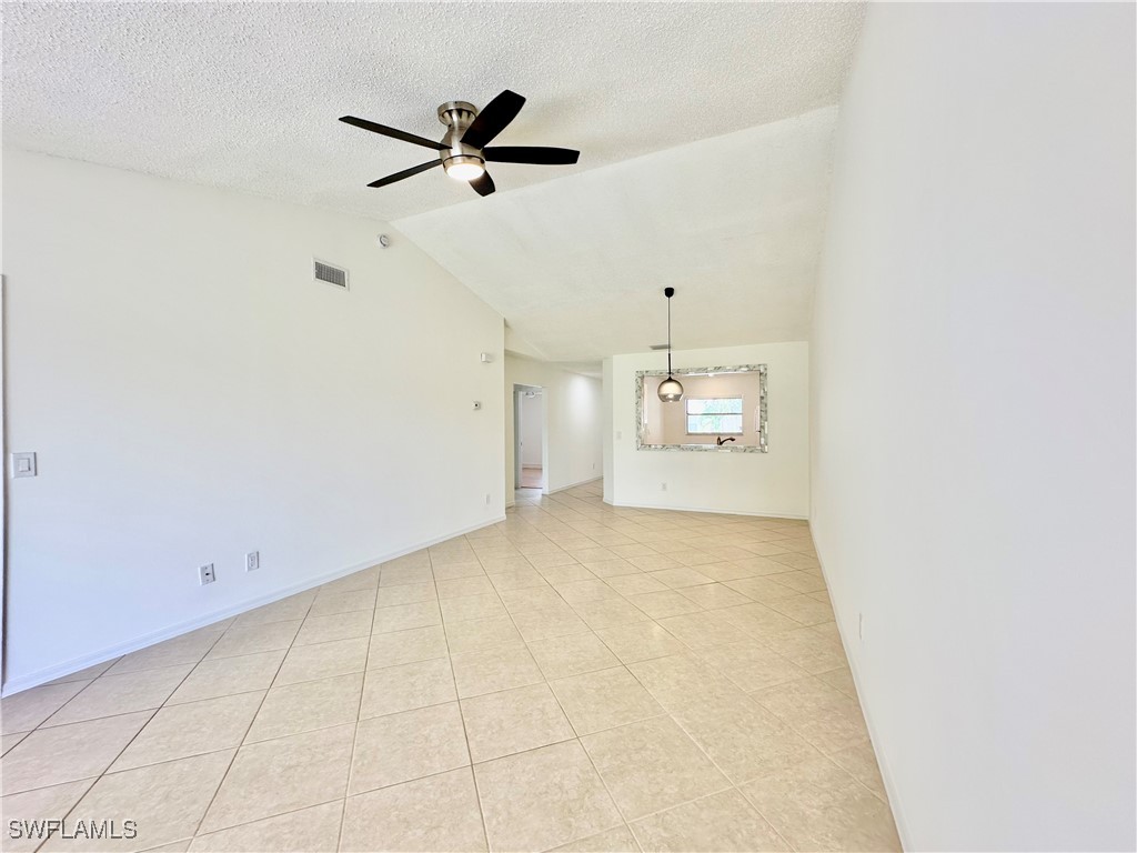 709 Landover Circle #202 Naples FL 34104 225076001 image9