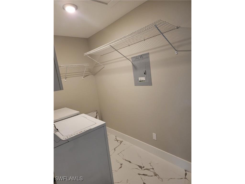 709 Landover Circle #203 Naples FL 34104 225056624 image16