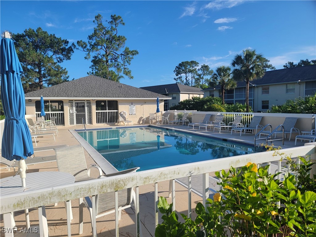 709 Landover Circle #203 Naples FL 34104 225056624 image17