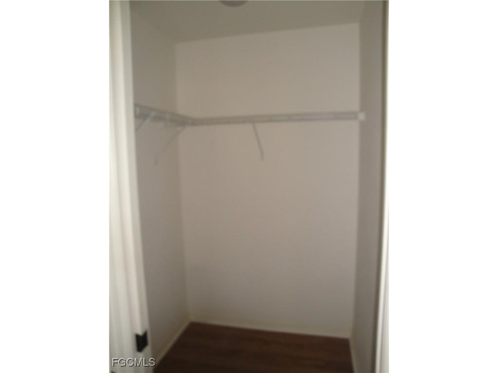 709 SE 20th Place Cape Coral FL 33990 2025021770 image10