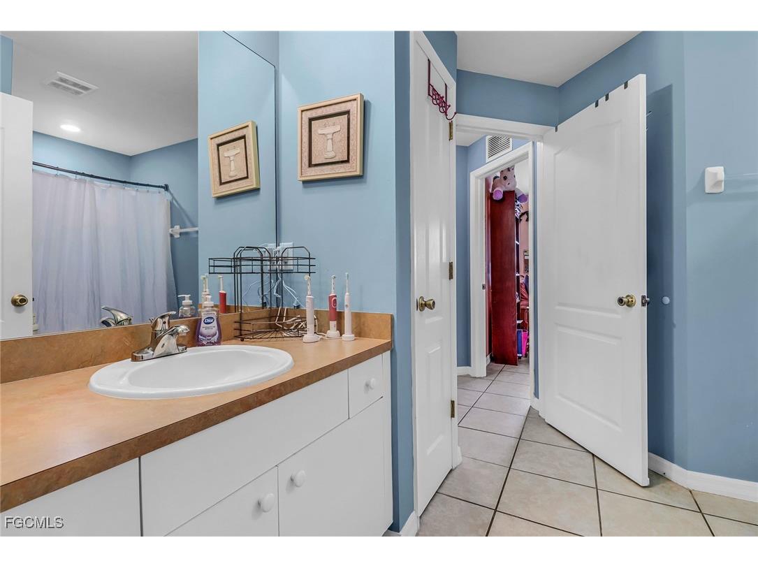 709 SW 9th Court Cape Coral FL 33991 2026001257 image14