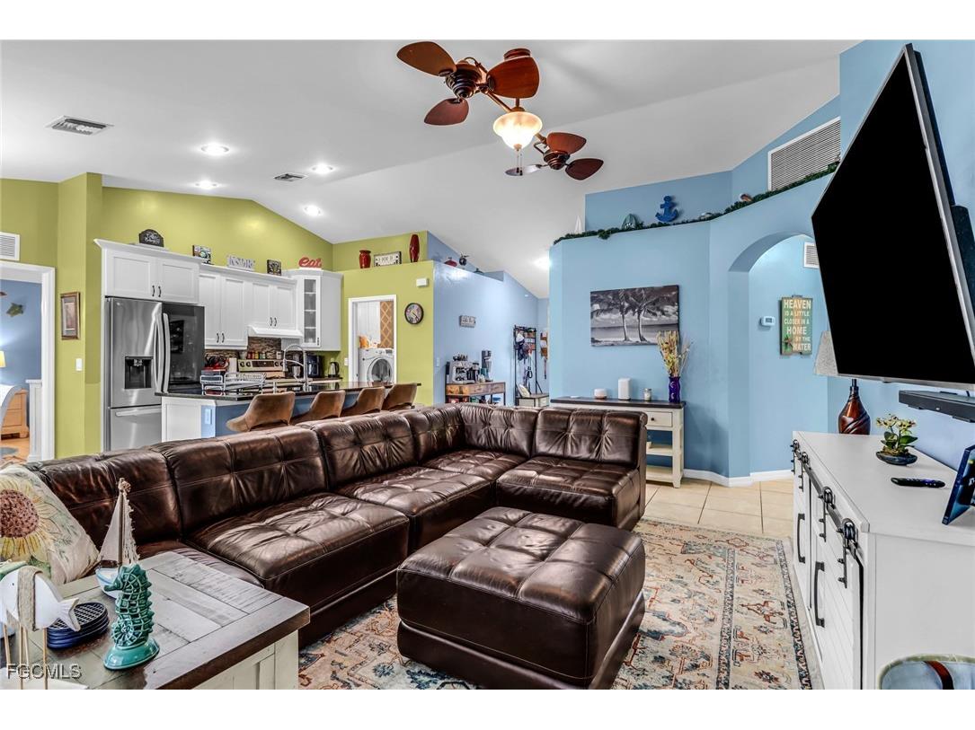 709 SW 9th Court Cape Coral FL 33991 2026001257 image4