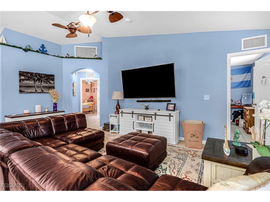 709 SW 9th Court Cape Coral FL 33991 2026001257 image5