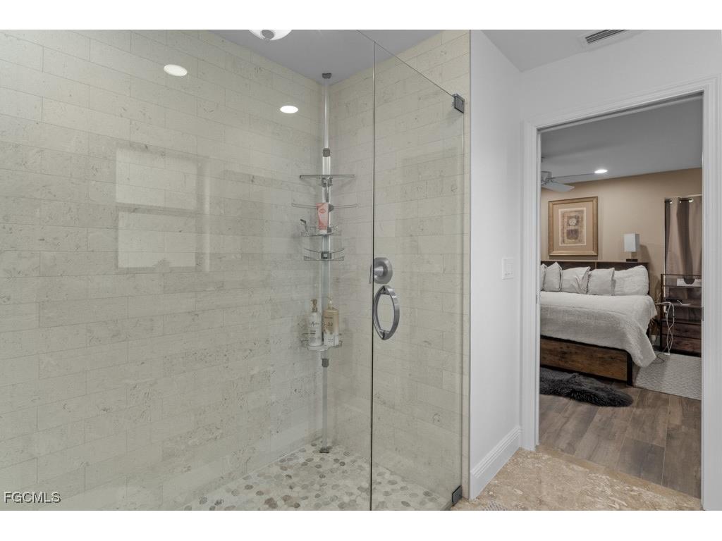 7090 Hendry Creek Drive Fort Myers FL 33908 2026001044 image20