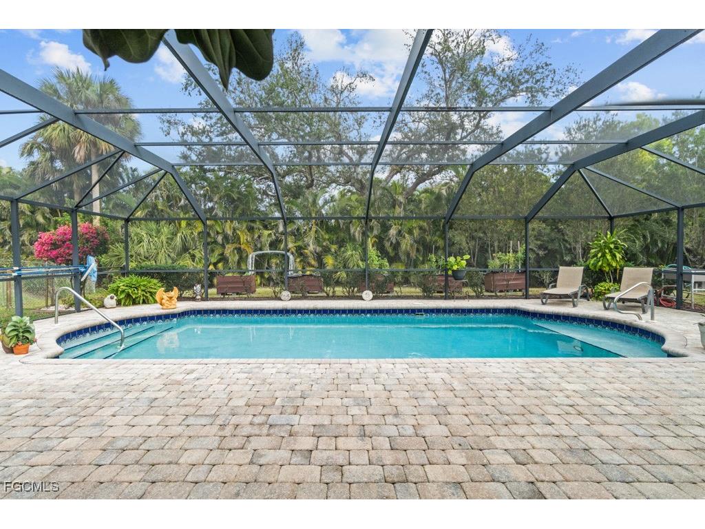 7090 Hendry Creek Drive Fort Myers FL 33908 2026001044 image3