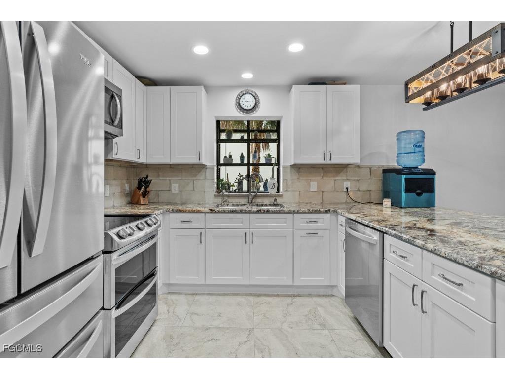 7090 Hendry Creek Drive Fort Myers FL 33908 2026001044 image6