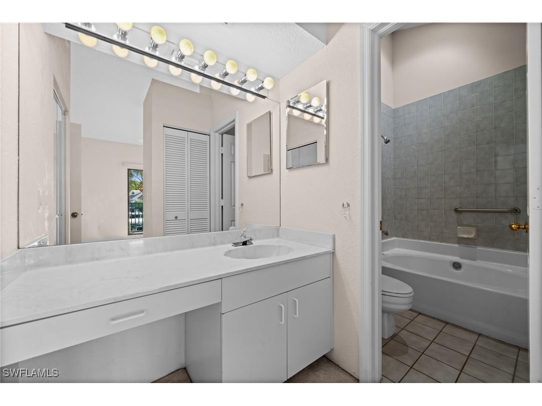 71 Emerald Woods Drive #F2 Naples FL 34108 226004627 image12