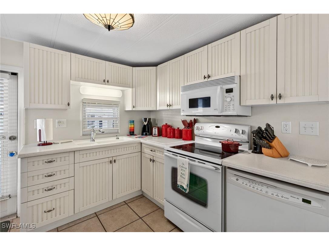 71 Enchanting Boulevard #E71 Naples FL 34112 225057438 image2