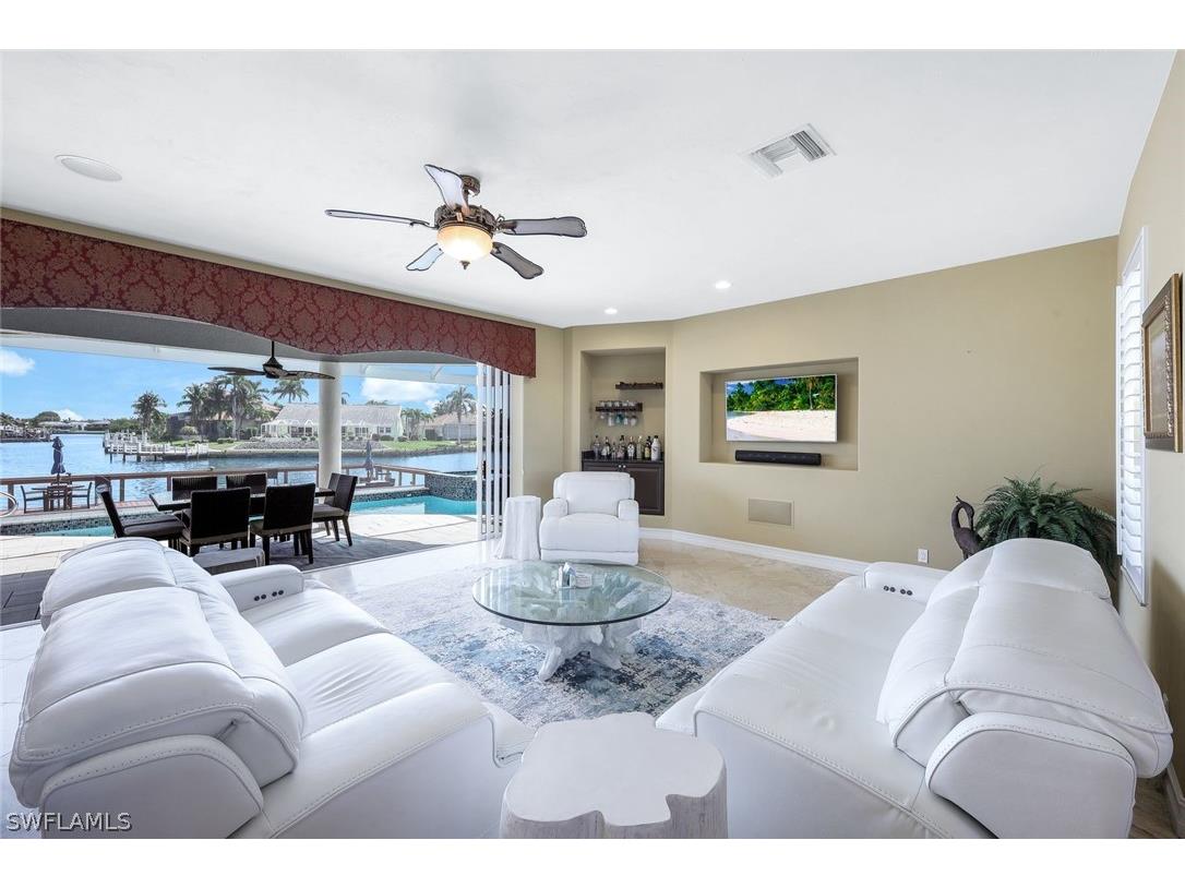 71 Hickory Court Marco Island FL 34145 224025220 image5