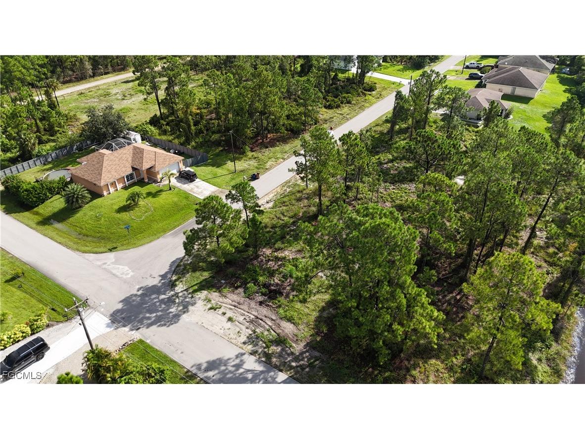 710 Almelia Street E Lehigh Acres FL 33974 2025009865 image4