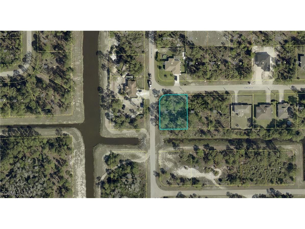 710 Almelia Street E Lehigh Acres FL 33974 2025009865 image8