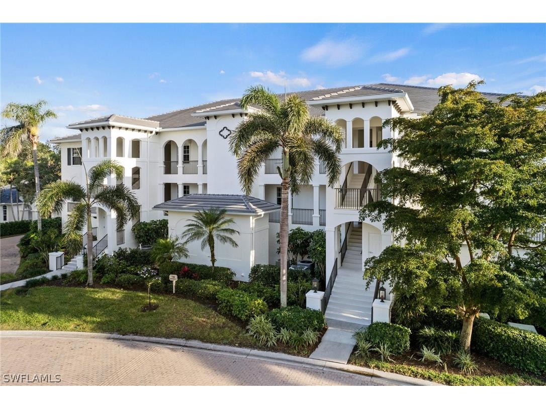 710 Bentwater Circle #2-103 Naples FL 34108 222083699 image1