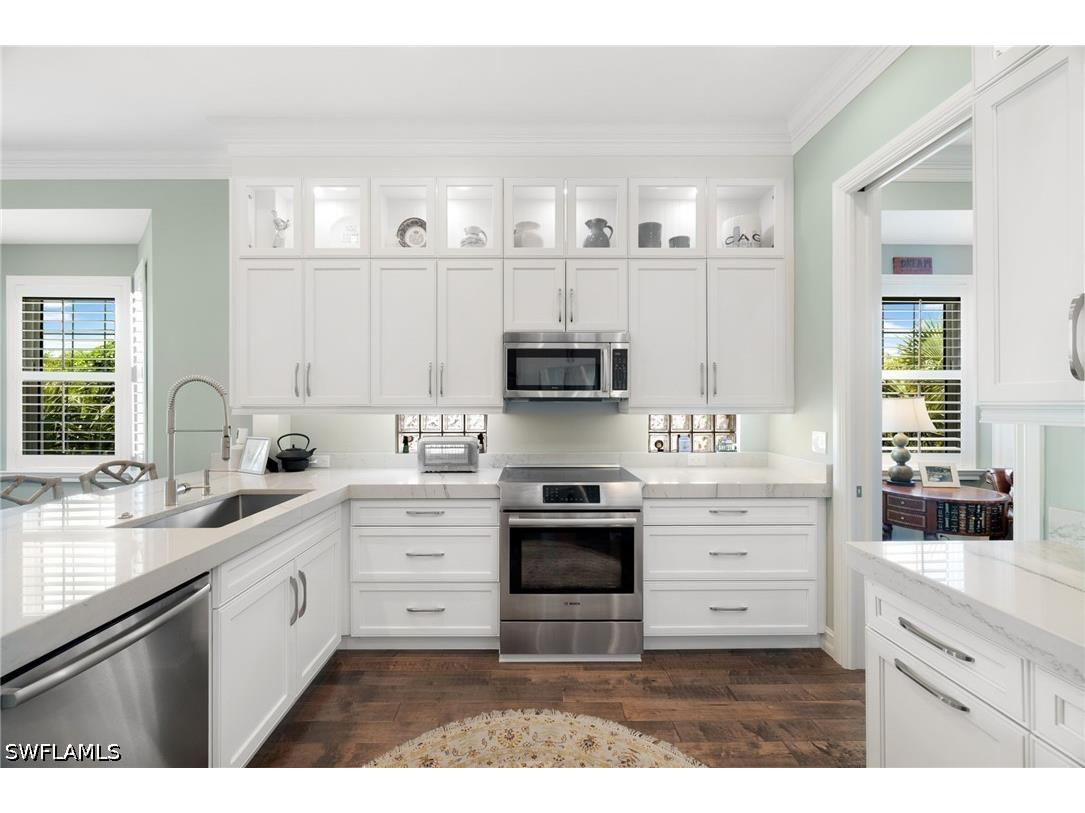 710 Bentwater Circle #204 Naples FL 34108 226015267 image3