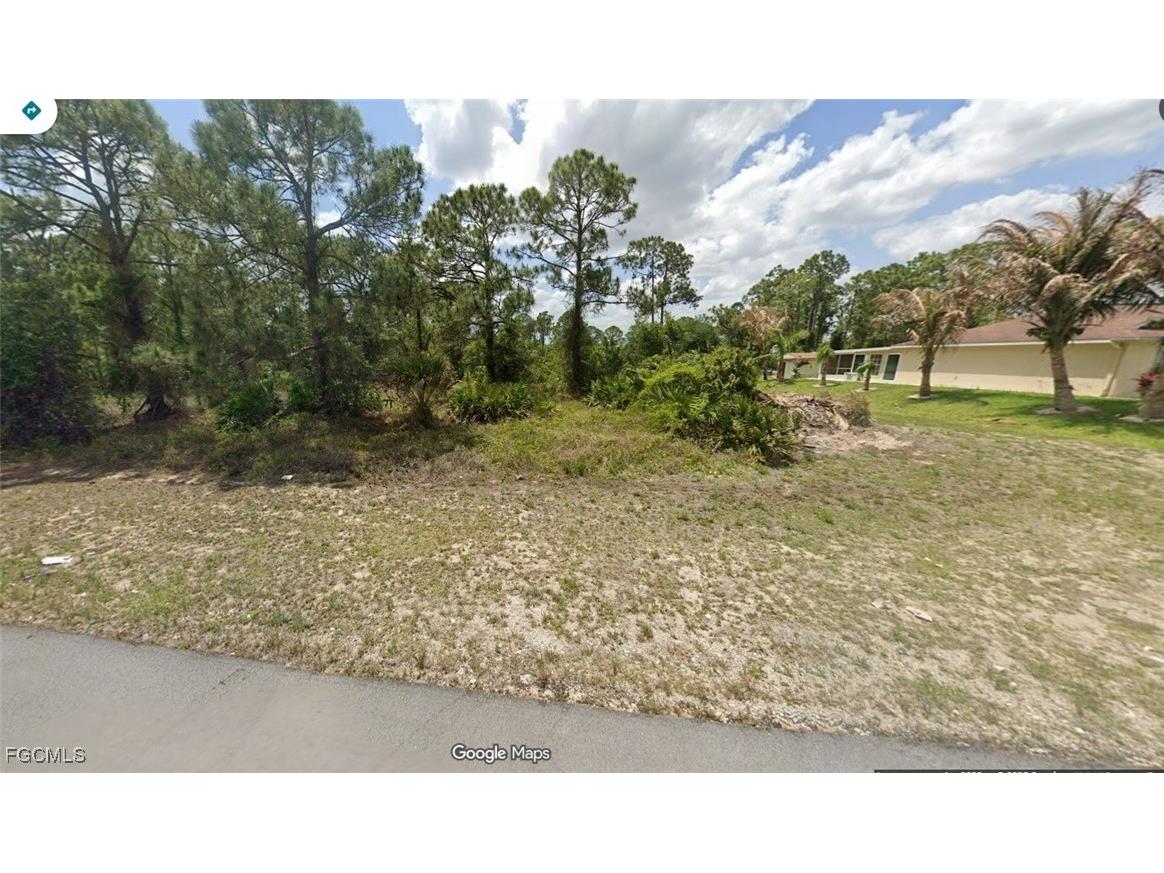 710 Bering Avenue S Lehigh Acres FL 33974 2025020304 image1