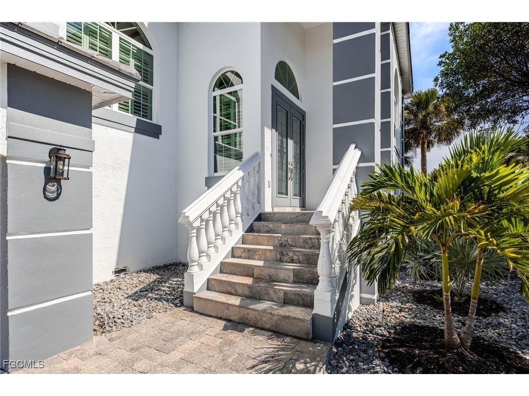 710 Birdie View Point Sanibel FL 33957 2025005288 image3