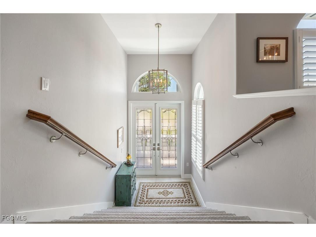 710 Birdie View Point Sanibel FL 33957 2025005288 image4