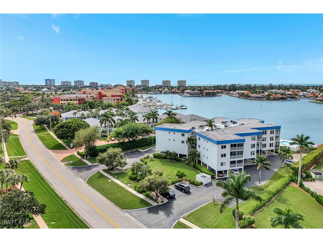 710 W Elkcam Circle #204 Marco Island FL 34145 225077621 image25