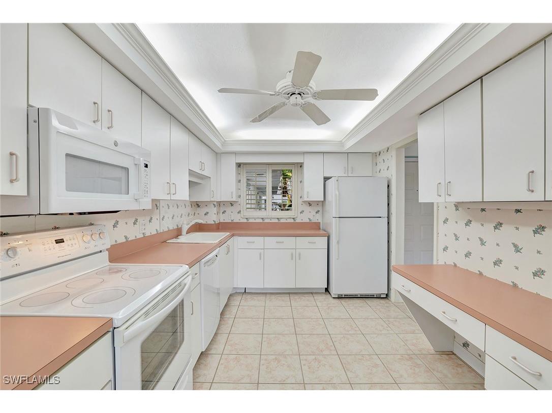 710 W Elkcam Circle #204 Marco Island FL 34145 225077621 image5