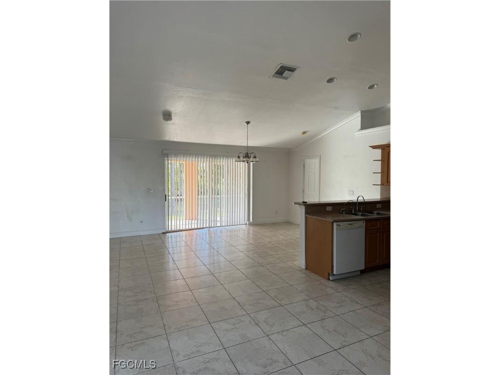 710 Nimitz Boulevard Lehigh Acres FL 33974 2025021494 image5