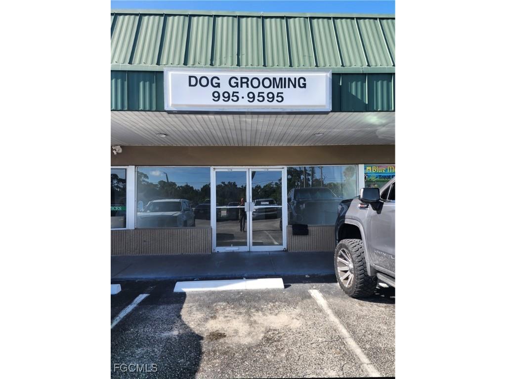 710 Pondella Road #3 North Fort Myers FL 33903 2025009429 image1