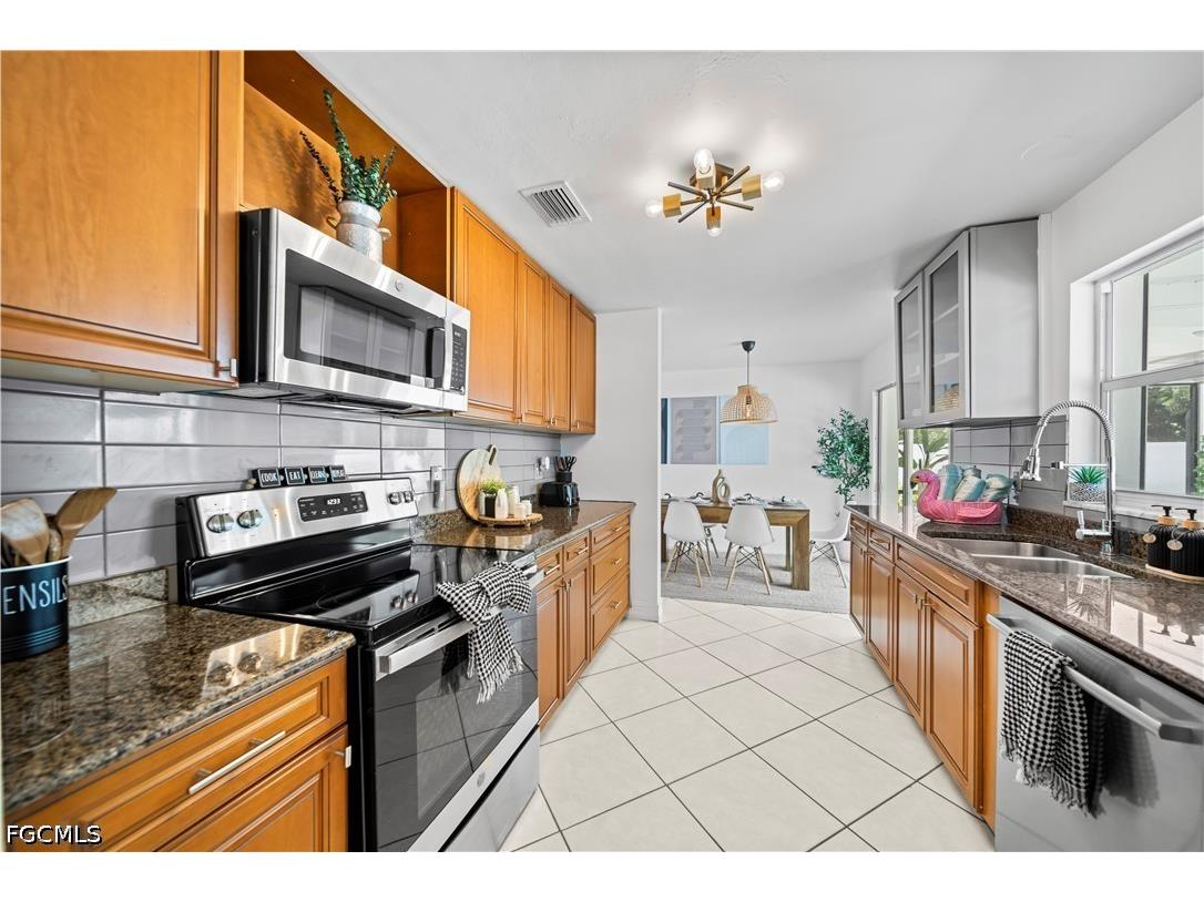 710 SE 42nd Lane Cape Coral FL 33904 2026021166 image23
