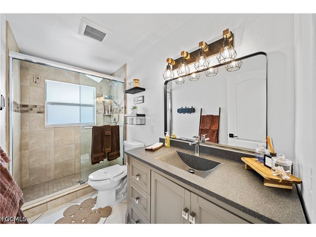 710 SE 42nd Lane Cape Coral FL 33904 2026021166 image32