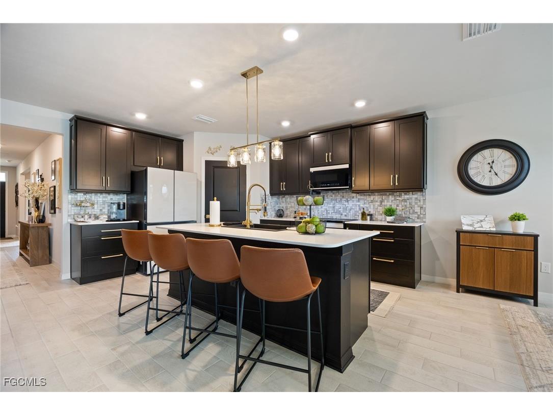 710 SW 15th Street Cape Coral FL 33991 2025017625 image18