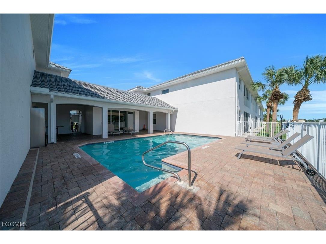 710 SW 47th Street #103 Cape Coral FL 33914 2025007456 image8