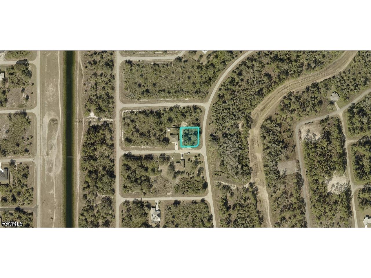 710 Tunney Street Lehigh Acres FL 33972 2026023887 image2