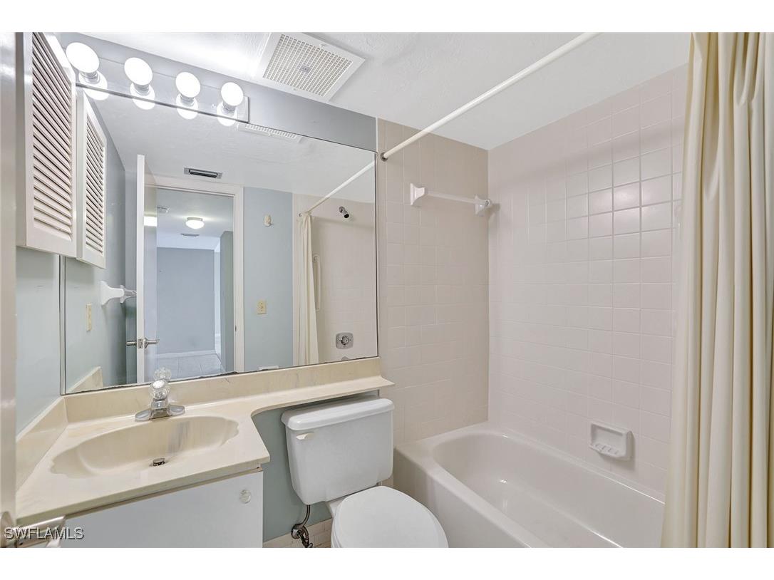 710 W Elkcam Circle #204 Marco Island FL 34145 225077621 image14