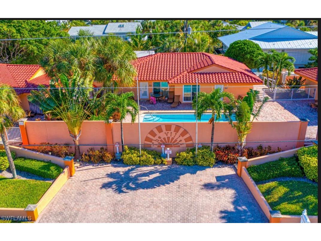 7103 Gulf Drive #1B Holmes Beach FL 34217 224006356 image1