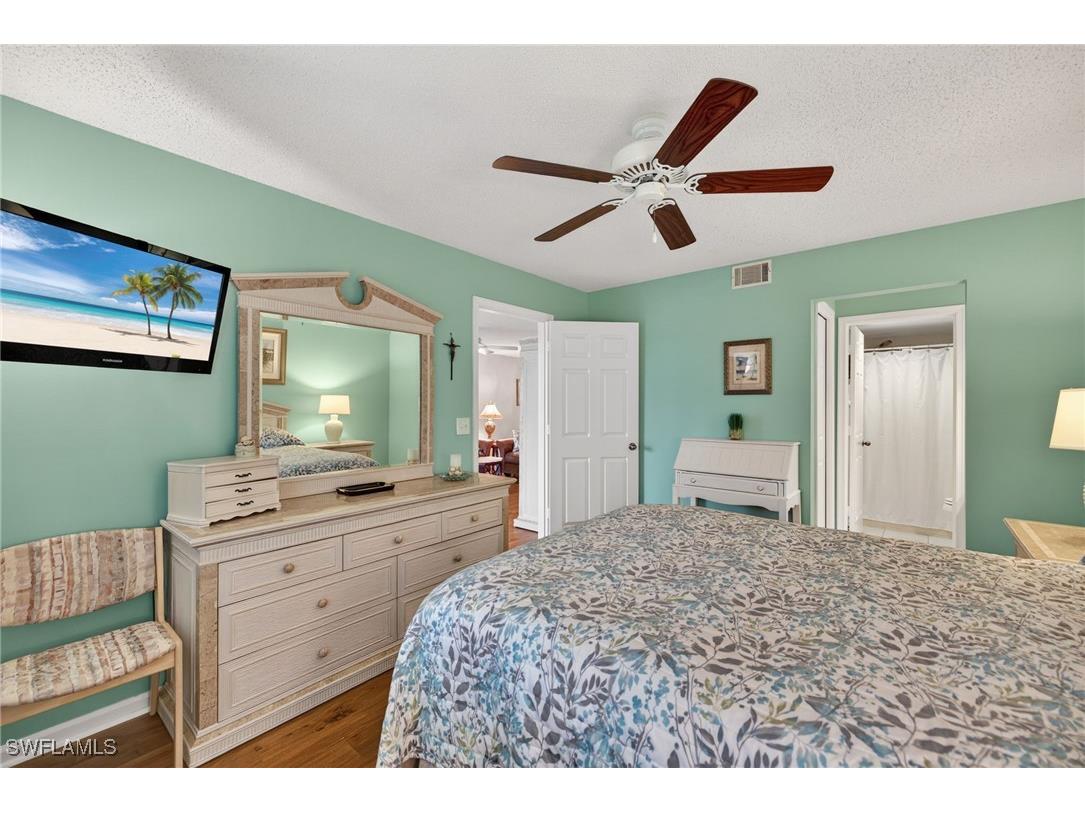7105 Dennis Circle #E207 Naples FL 34104 226003815 image15