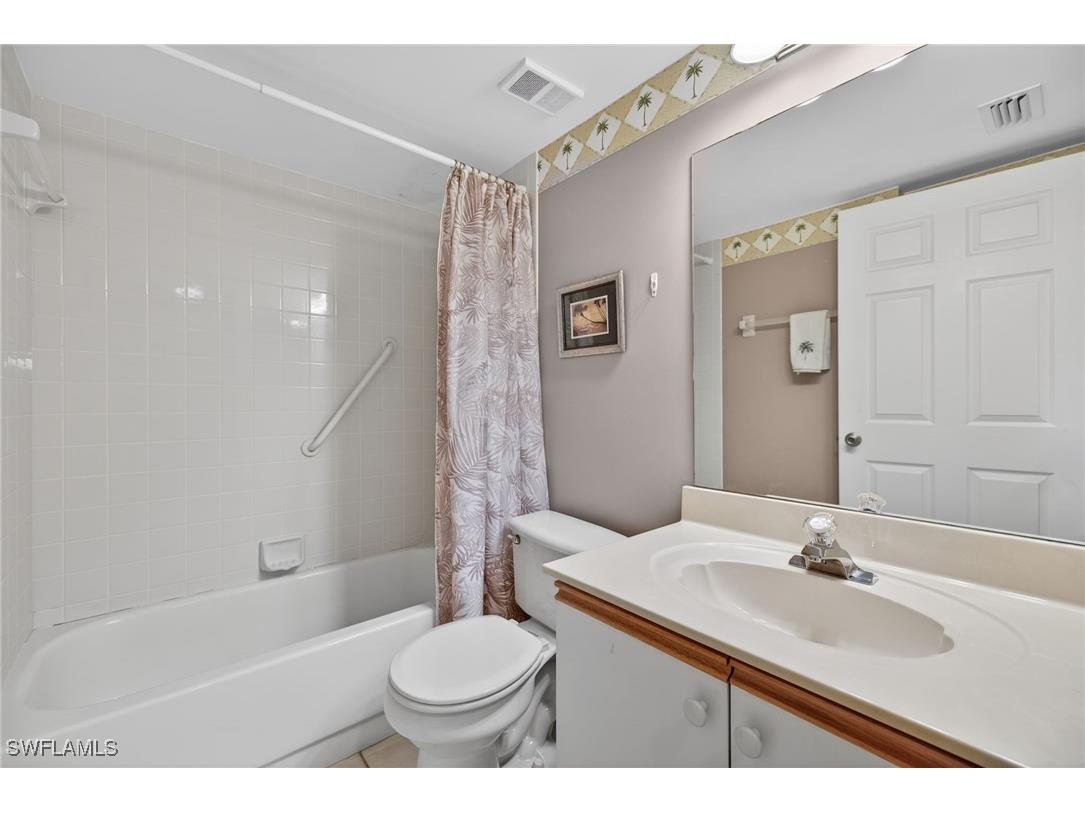 7105 Dennis Circle #E207 Naples FL 34104 226003815 image19