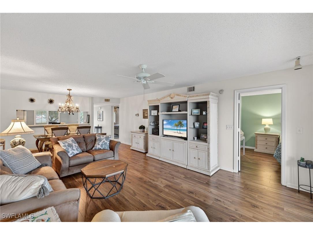 7105 Dennis Circle #E207 Naples FL 34104 226003815 image3
