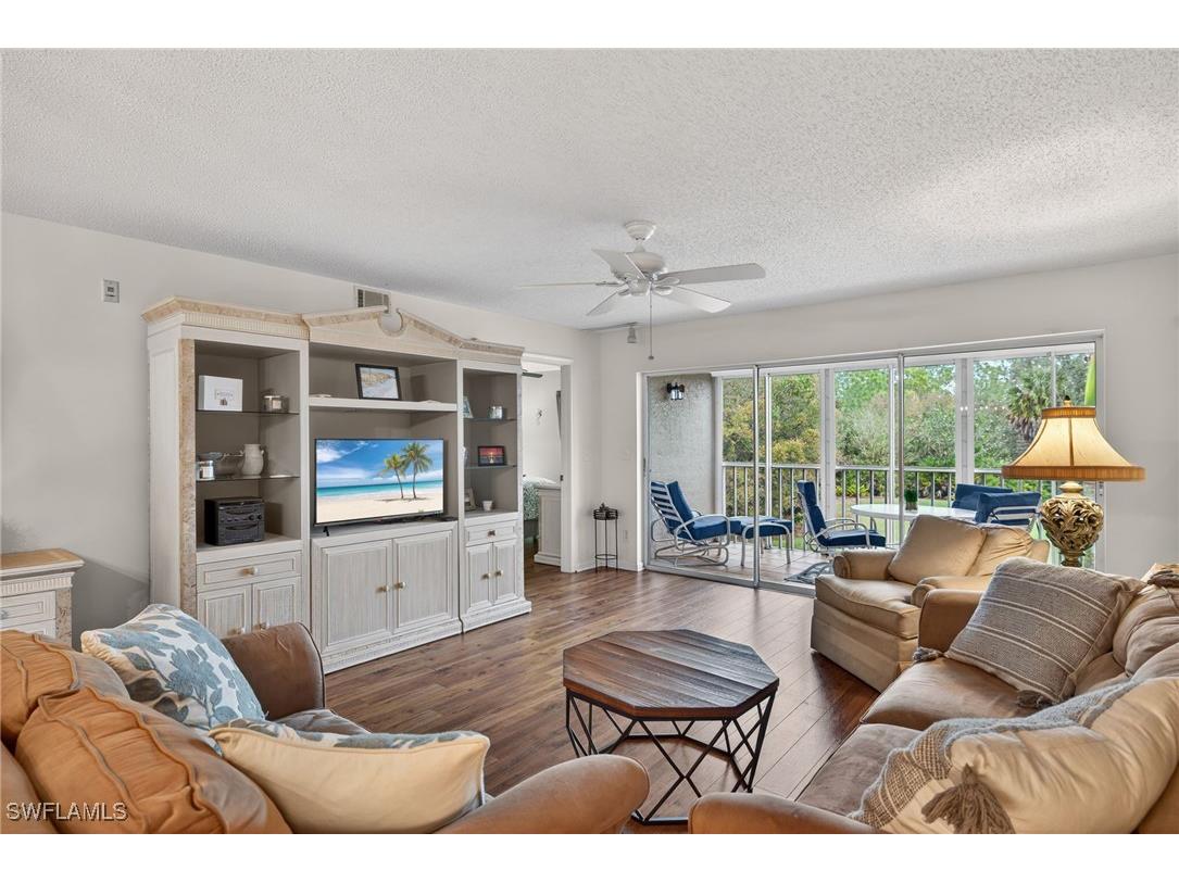 7105 Dennis Circle #E207 Naples FL 34104 226003815 image5